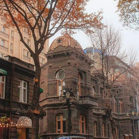 Downtown Inn Erevan Esterno foto
