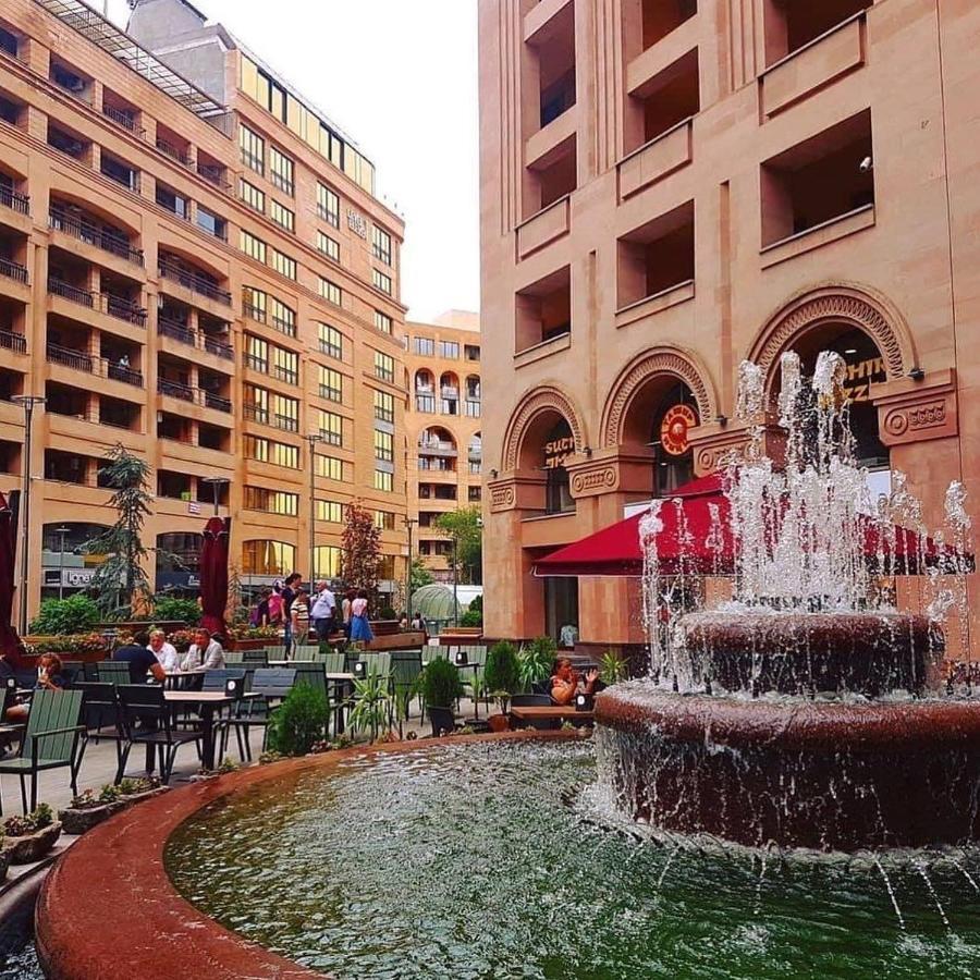 Downtown Inn Erevan Esterno foto